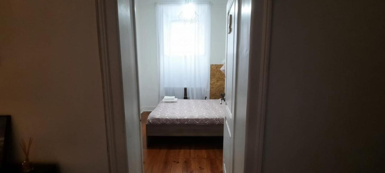 Sunny Terrace Apt, Close To Downtown! 2 Bedroom Flat Lisboa Exteriér fotografie